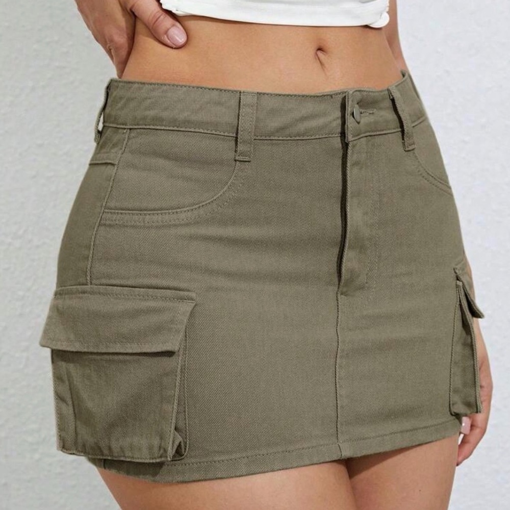 Olive Cargo Women Shorts